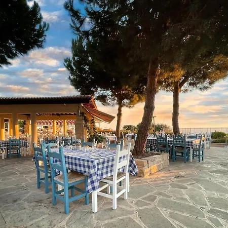 Apartamento Brand New Stunning With Pool Views, Dionysus Village, Aphrodite Hills Kouklia