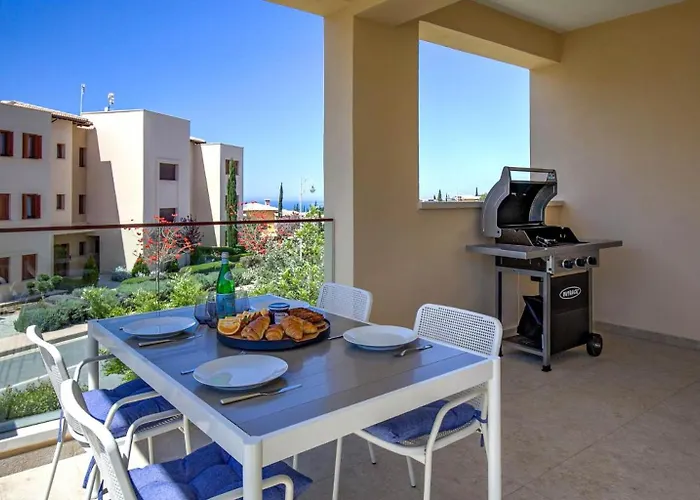 Apartamento Brand New Stunning With Pool Views, Dionysus Village, Aphrodite Hills Kouklia
