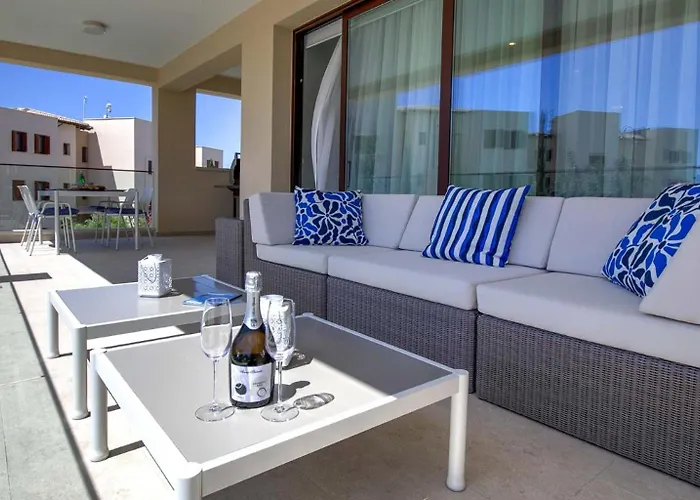 Apartamento Brand New Stunning With Pool Views, Dionysus Village, Aphrodite Hills *