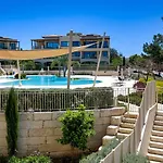 Brand New Stunning With Pool Views, Dionysus Village, Aphrodite Hills Appartement Kouklia
