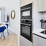 Appartement Brand New Stunning With Pool Views, Dionysus Village, Aphrodite Hills