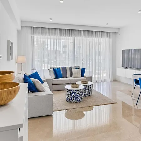 Brand New Stunning With Pool Views, Dionysus Village, Aphrodite Hills Apartman *