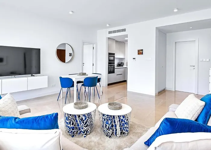 Apartman Brand New Stunning With Pool Views, Dionysus Village, Aphrodite Hills Kúklia